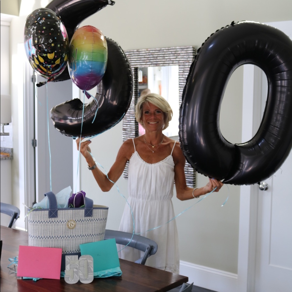 Meet your Posher, Elizabeth